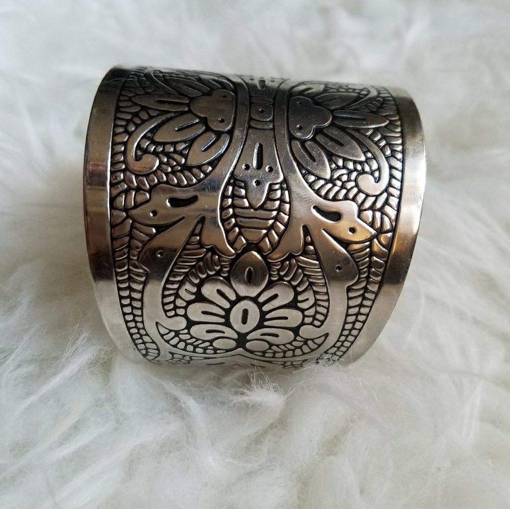 Silver Cuff Bracelet - Picture 5 of 7